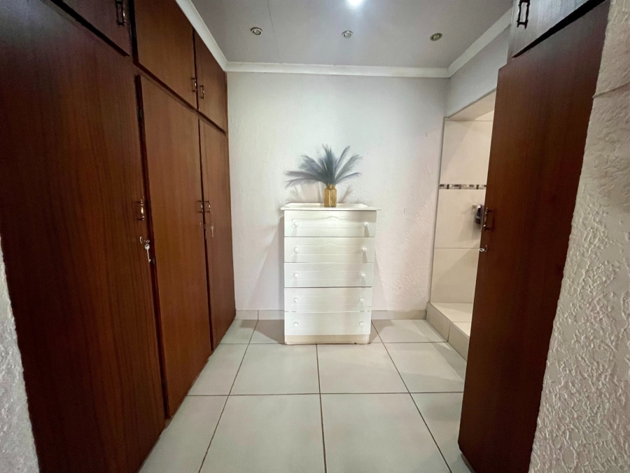 3 Bedroom Property for Sale in La Hoff North West